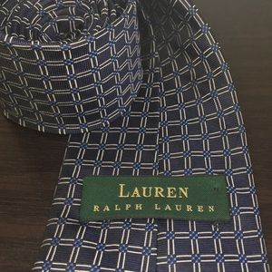 ⭐️Lauren Ralph Lauren Men’s Navy Silk Tie⭐️